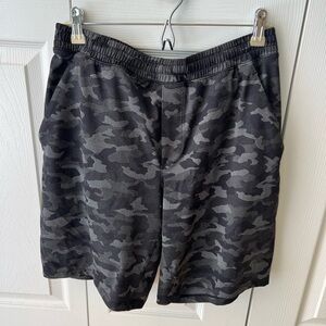 Lululemon 9” Liner Shorts